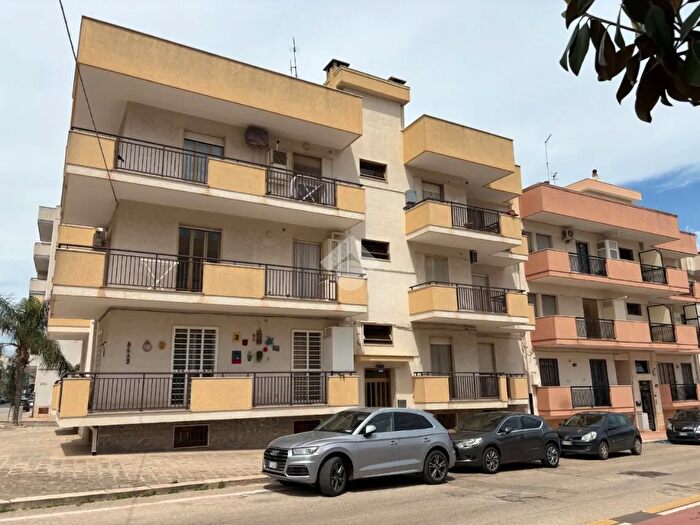 Appartamento quadrilocale in vendita in Via Carlo Alberto dalla Chiesa, Polignano A Mare