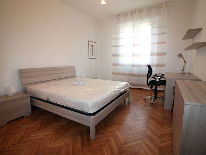 Appartamento trilocale in affitto in Via Galileo Galilei, Centro Storico, Ferrara