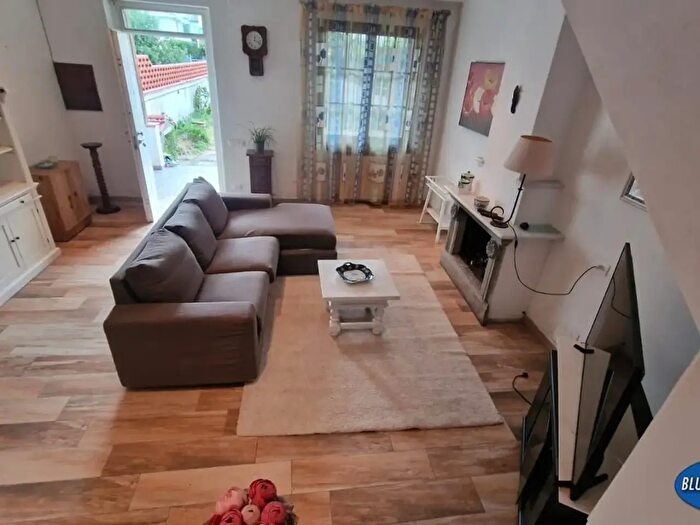 Casa con 5 locali in vendita in Viareggio