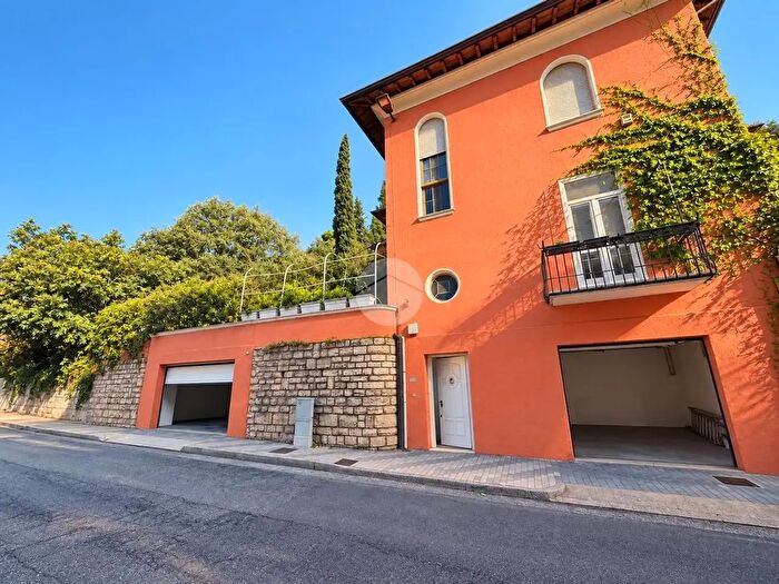 Casa quadrilocale in vendita in Via Sant'Orsola, Brescia