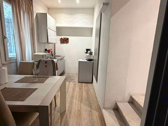 Appartamento trilocale in affitto in Via San Vitale No Number, Veronetta, Verona