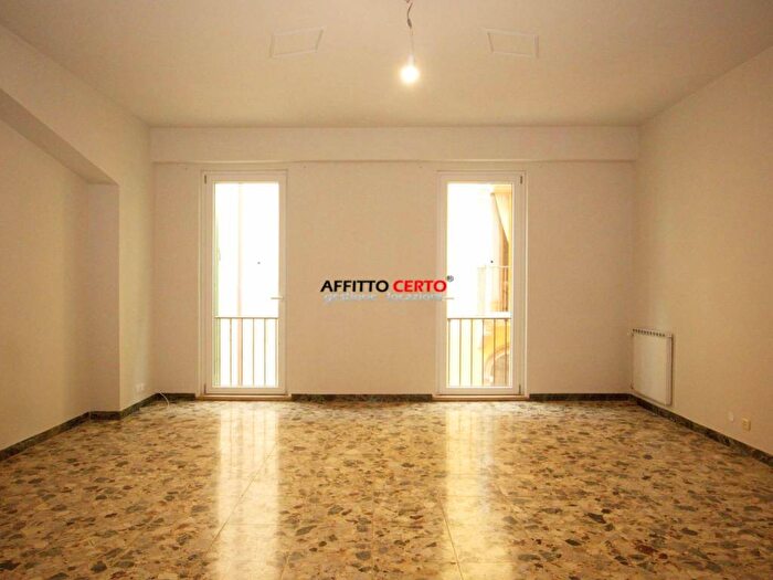 Appartamento con 5 locali in affitto in Via Quattro Spade, Centro Storico, Verona