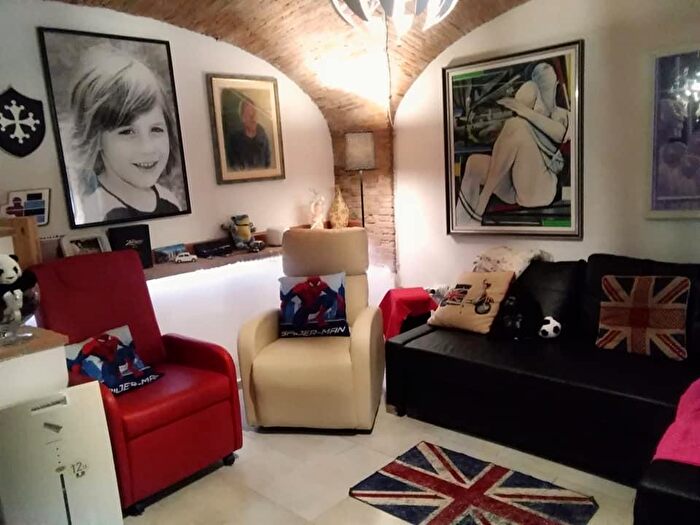 Appartamento bilocale in affitto in Via Don Minzoni, Calci