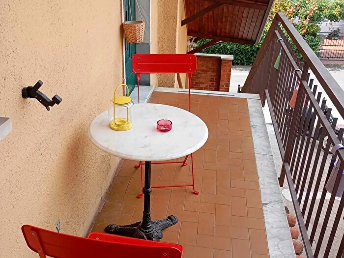 Appartamento quadrilocale in affitto in Via Alta, Sarzana