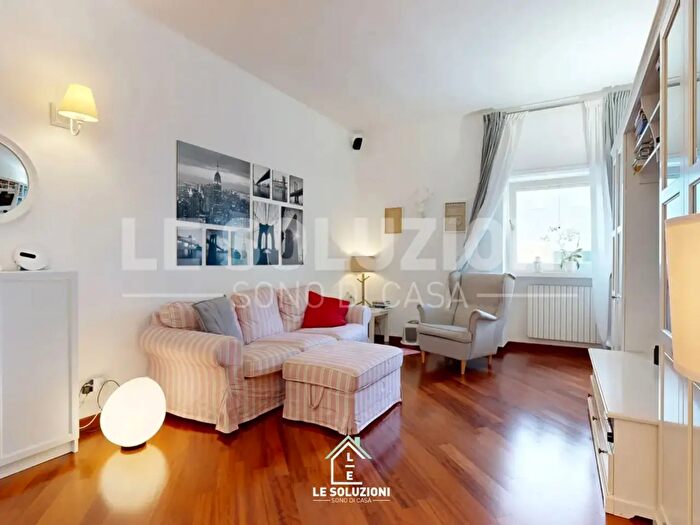 Appartamento trilocale in vendita in Via Vittorio Veneto, Putignano