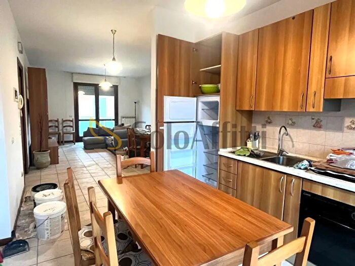 Appartamento quadrilocale in affitto in Senigallia