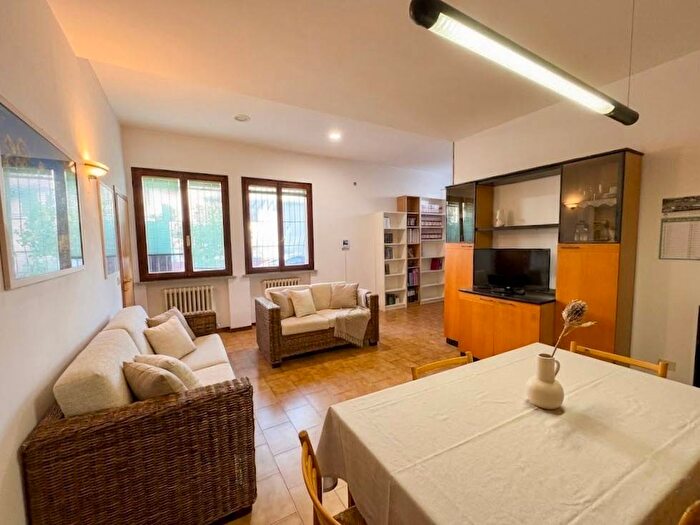 Appartamento trilocale in affitto in Via Clemente Monari, Musicisti, Forlì