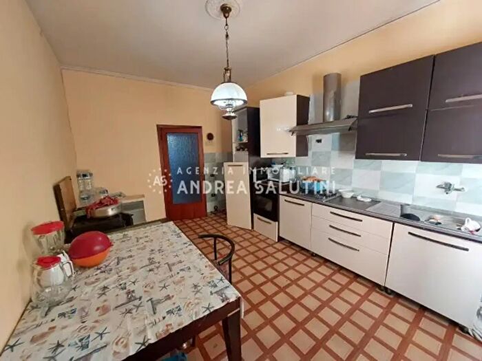 Appartamento con 5 locali in vendita in Santa Croce SullArno