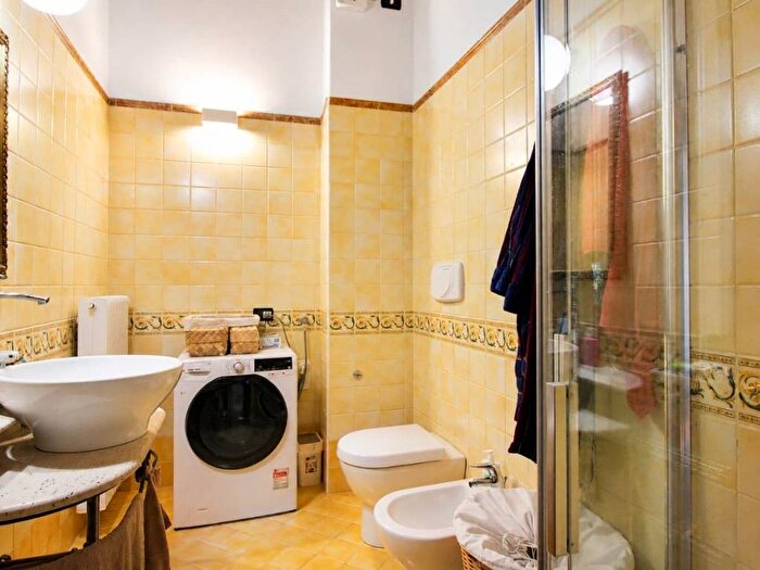 Appartamento bilocale in affitto in VIA PASUBIO, Centro, Schio