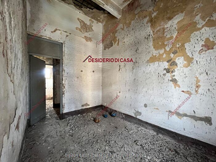 Casa con 6 locali in vendita in Via G Bagnera Bagheria Pa Italia, Bagheria