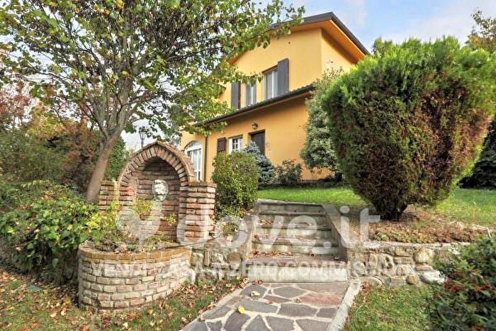 Casa con 5 locali in vendita in Via Amola, Monte San Pietro