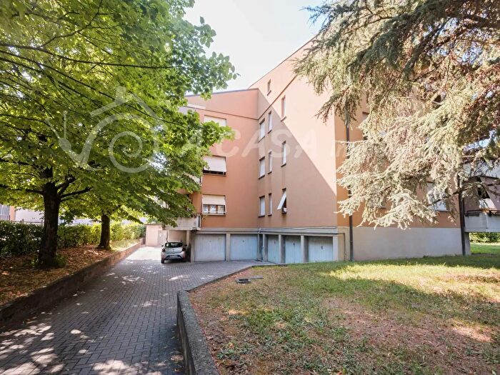 Appartamento con 6 locali in vendita in Via Ferdinando Maestri, Sala Baganza