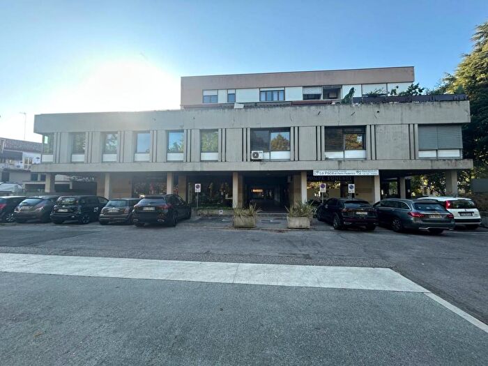 Appartamento con 5 locali in vendita in Viale Luigi Spellanzon, Centro, Conegliano