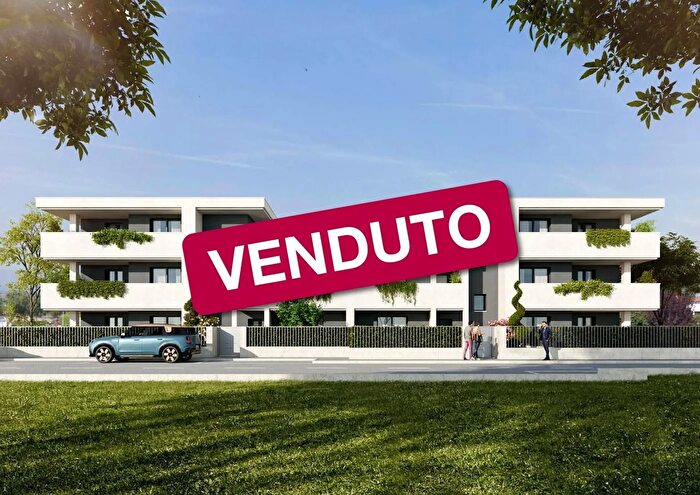 Appartamento con 5 locali in vendita in Via Papa Giovanni II, Scarnafigi