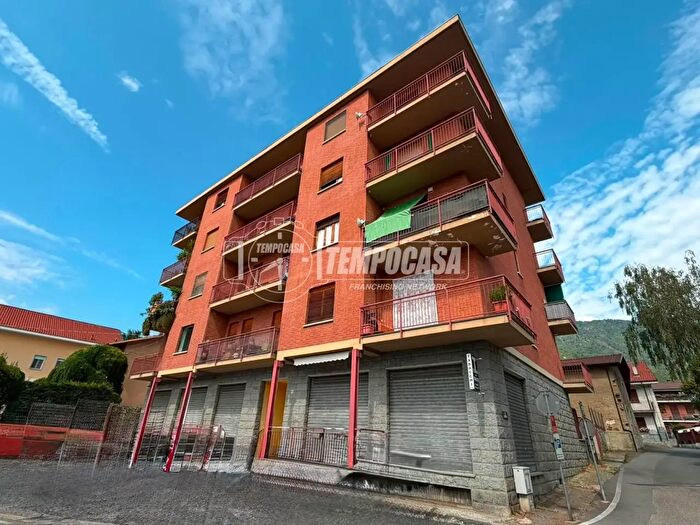 Case in Vendita e in Affitto - 2