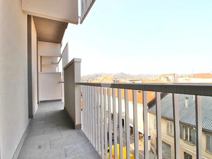 Case in Vendita e in Affitto - 3