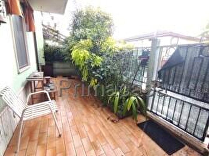 Casa con 5 locali in vendita in Castel DAzzano