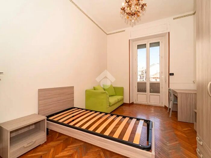 Appartamento bilocale in vendita in Via Monginevro, Torino