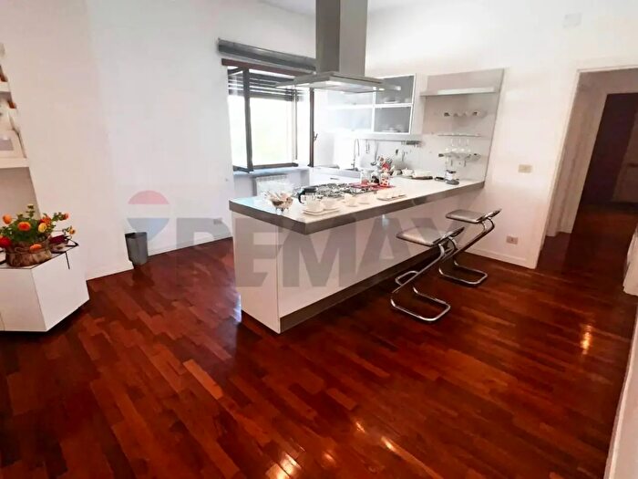Appartamento con 8 locali in vendita in Cosenza