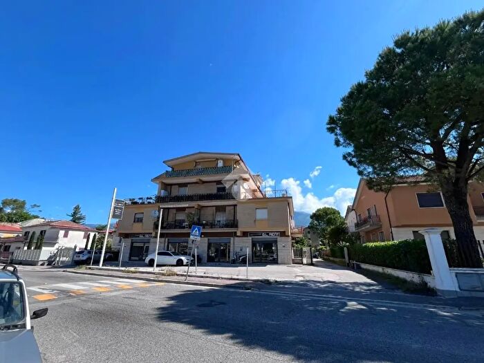 Appartamento quadrilocale in vendita in Via della Vandra, Sora