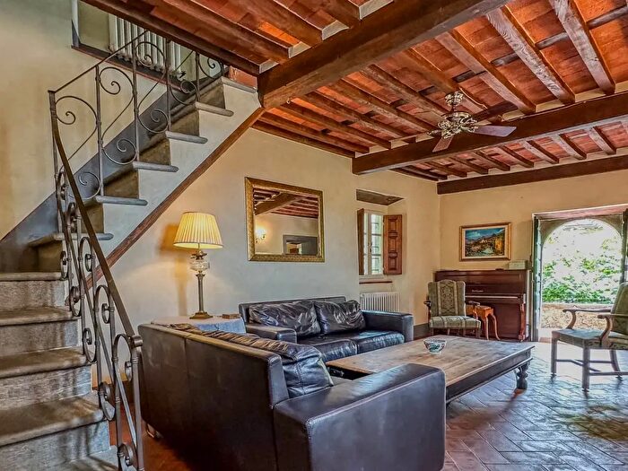 Casa con 5 locali in vendita in Strada Provinciale, Pescaglia