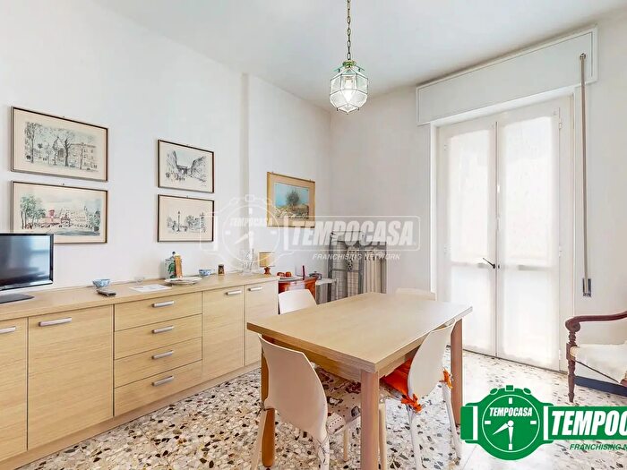Appartamento quadrilocale in vendita in Viale della Rimembranza, Novi Ligure
