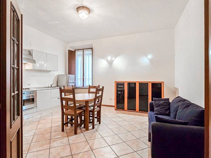 Appartamento in affitto in Strada Ospizi Civili, Centro Storico, Parma