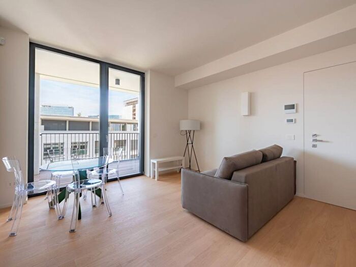 Appartamento bilocale in affitto in Via Arcivescovo Calabiana, Ripamonti Fondazione Prada, Milano