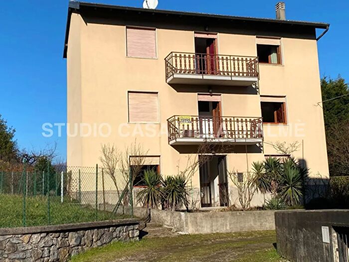 Casa con 5 locali in vendita in Via IV Novembre, Capizzone