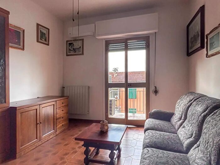 Appartamento trilocale in vendita in Carlo Lorenzini, Livorno