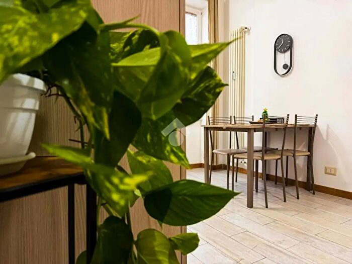 Appartamento bilocale in affitto in Viale Cassala, Milano