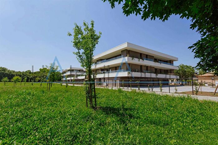 Appartamento con 5 locali in affitto in Via Bretagna Padova, Padova