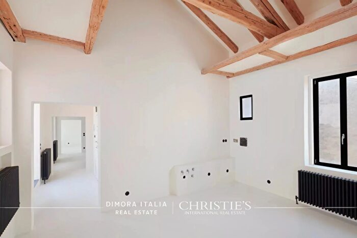 Appartamento con 8 locali in vendita in Venezia