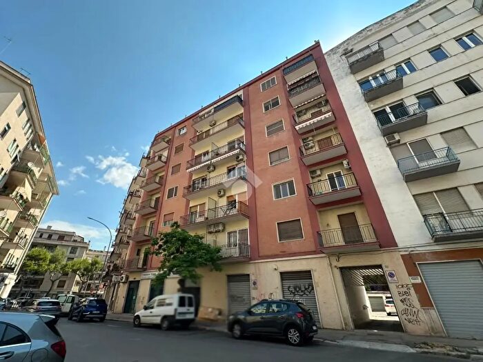 Appartamento trilocale in vendita in Via Angelo Fraccacreta, Foggia