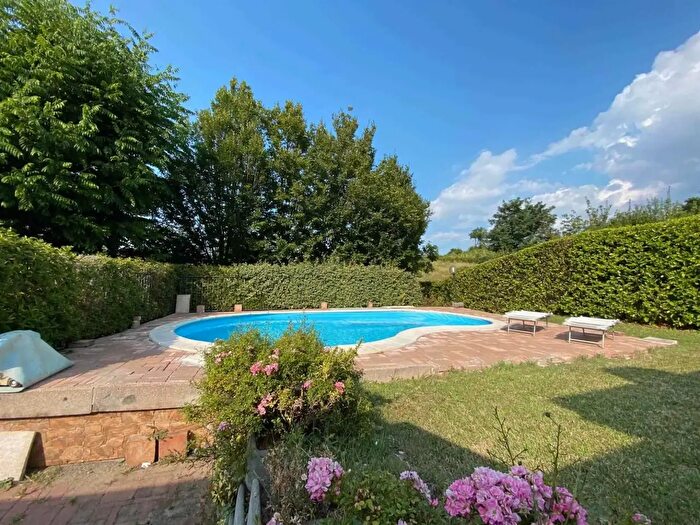 Casa trilocale in vendita in Piozzano