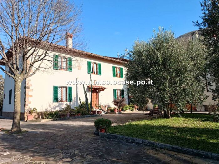Appartamento con 6 locali in affitto in Via di Canneto, Carteano, Prato