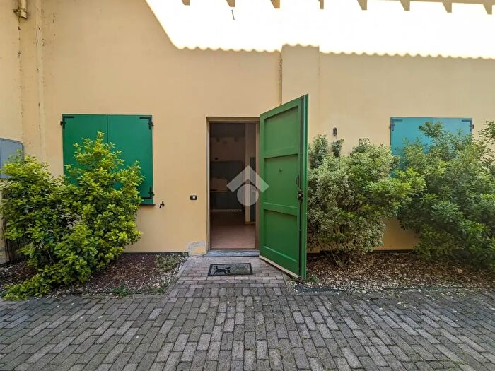 Appartamento bilocale in vendita in Via XXV Luglio, SantIlario DEnza