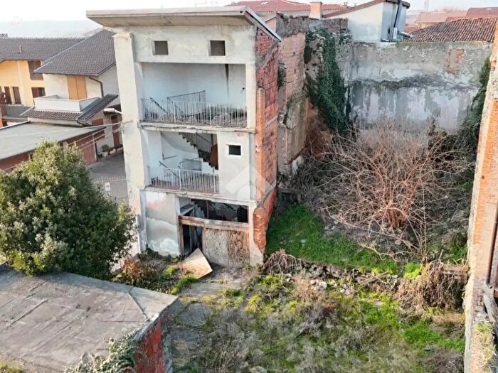 Casa monolocale in vendita in Via Damiano Chiesa, Bottanuco