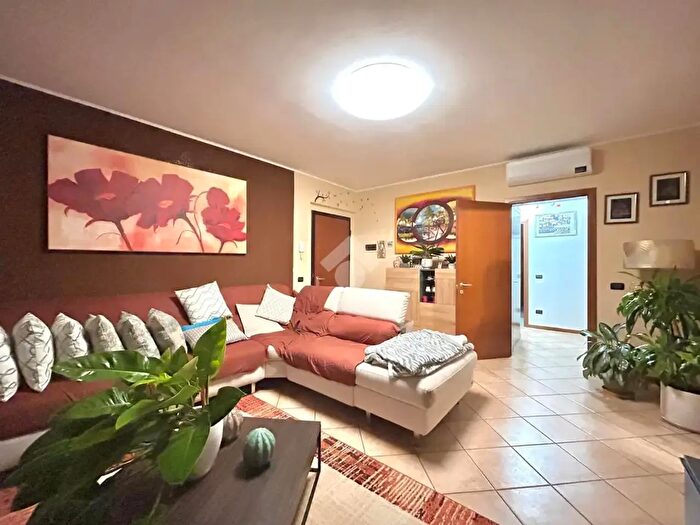 Appartamento trilocale in vendita in Via M Antonioni, Pontenure