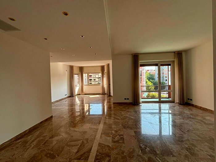 Appartamento bilocale in affitto in Via Monte Rosa, Amendola Buonarroti, Milano