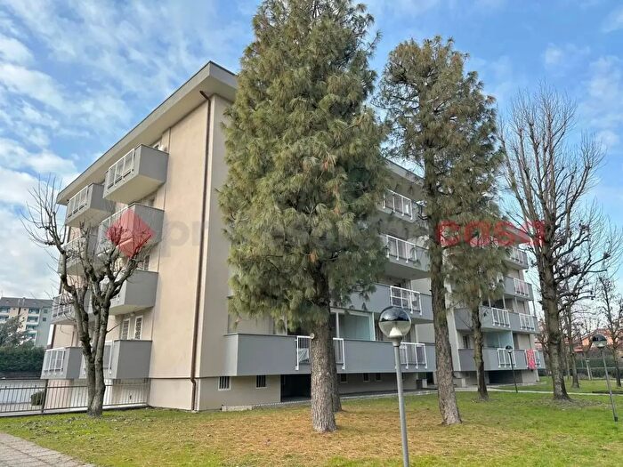 Appartamento trilocale in vendita in Via Zerbo, Opera