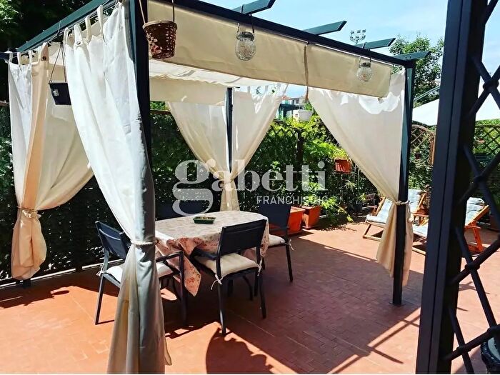 Appartamento con 5 locali in vendita in Via Modigliani, Firenze