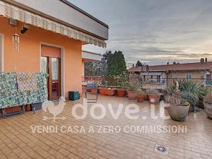 Appartamento trilocale in vendita in Via Dobbiaco, Induno Olona