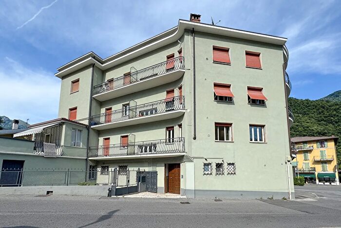 Appartamento trilocale in vendita in Via XX Settembre, Gardone Val Trompia