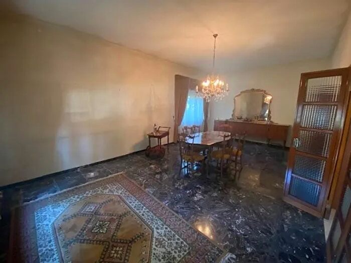 Casa con 12 locali in vendita in Capannoli