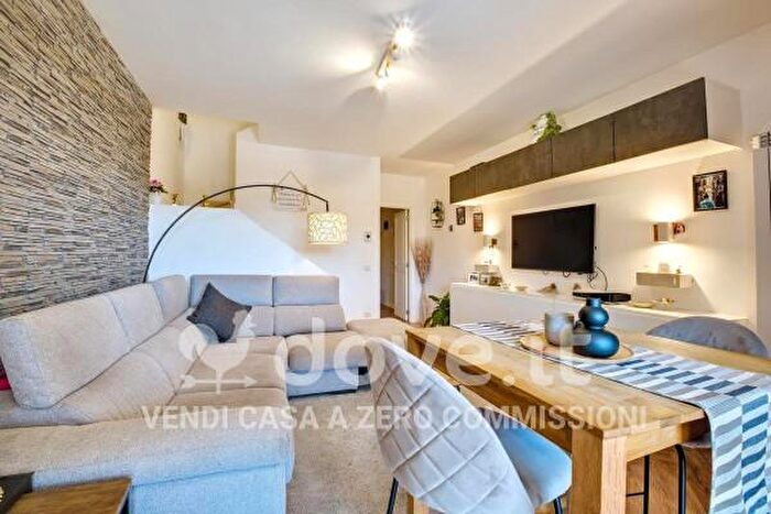 Casa trilocale in vendita in Via delle Begonie E, Santa Marinella