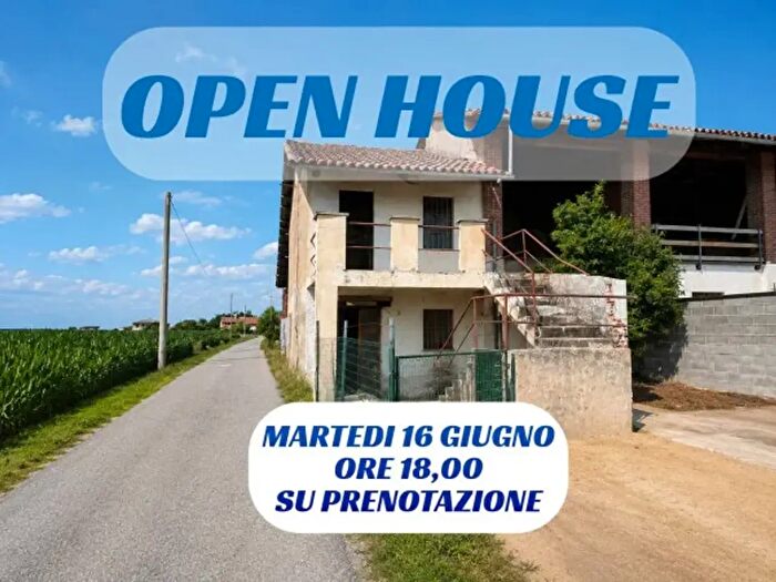 Casa trilocale in vendita in Strada Caporali, Caramagna Piemonte