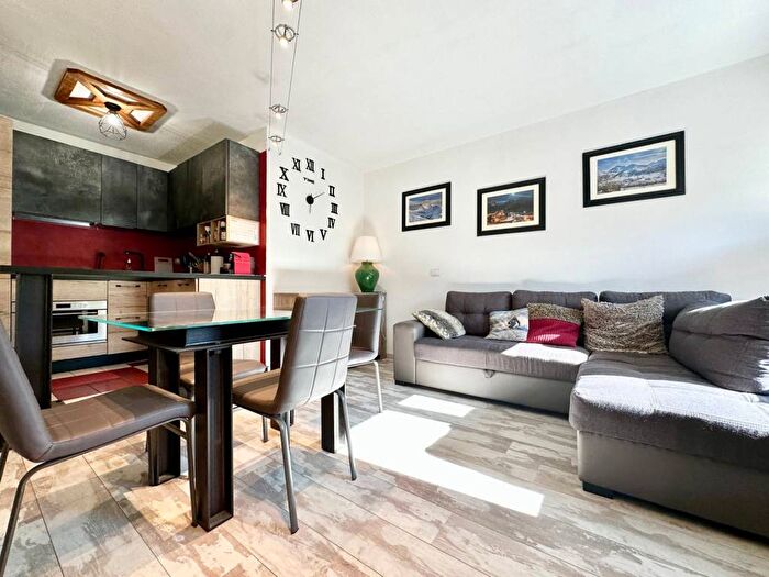 Appartamento trilocale in affitto in Via III Reggimento Alpini, Colle Sestriere, Sestriere