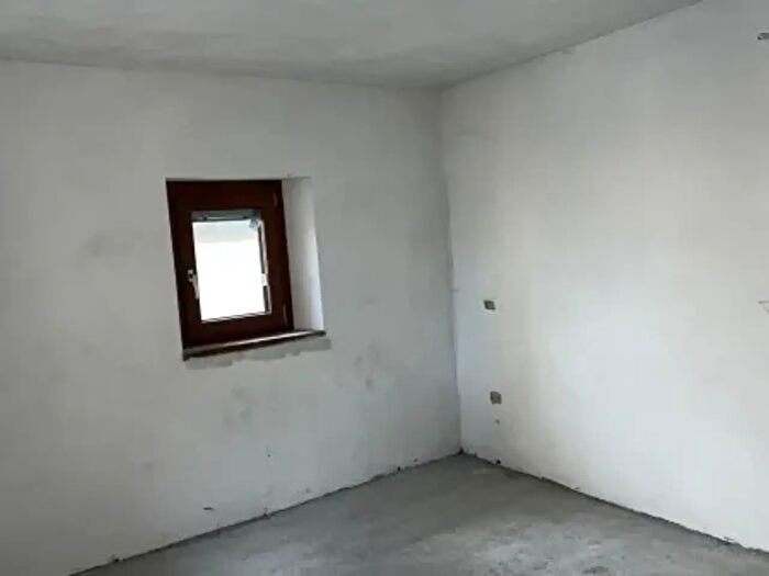 Appartamento trilocale in vendita in Località Capoluogo, Charvensod