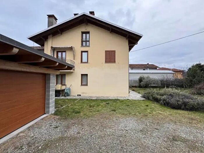 Casa con 6 locali in vendita in Via alla Noca, Quarona